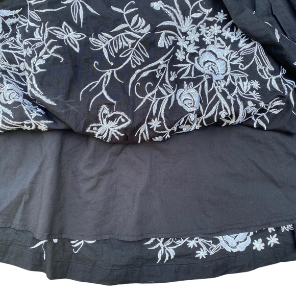 BLACK COTTON SKIRT SIZE S | WHITE EMBROIDERED ROSES BUTTERFLIES | WHIMSY CORE - Picture 3 of 8